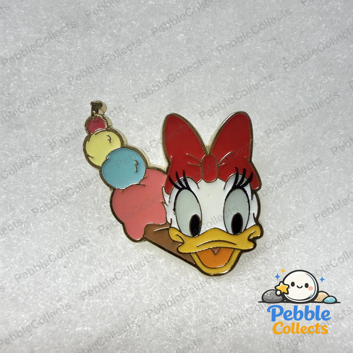 Shanghai Disney Summer Seaside Mystery Pin Daisy Duck
