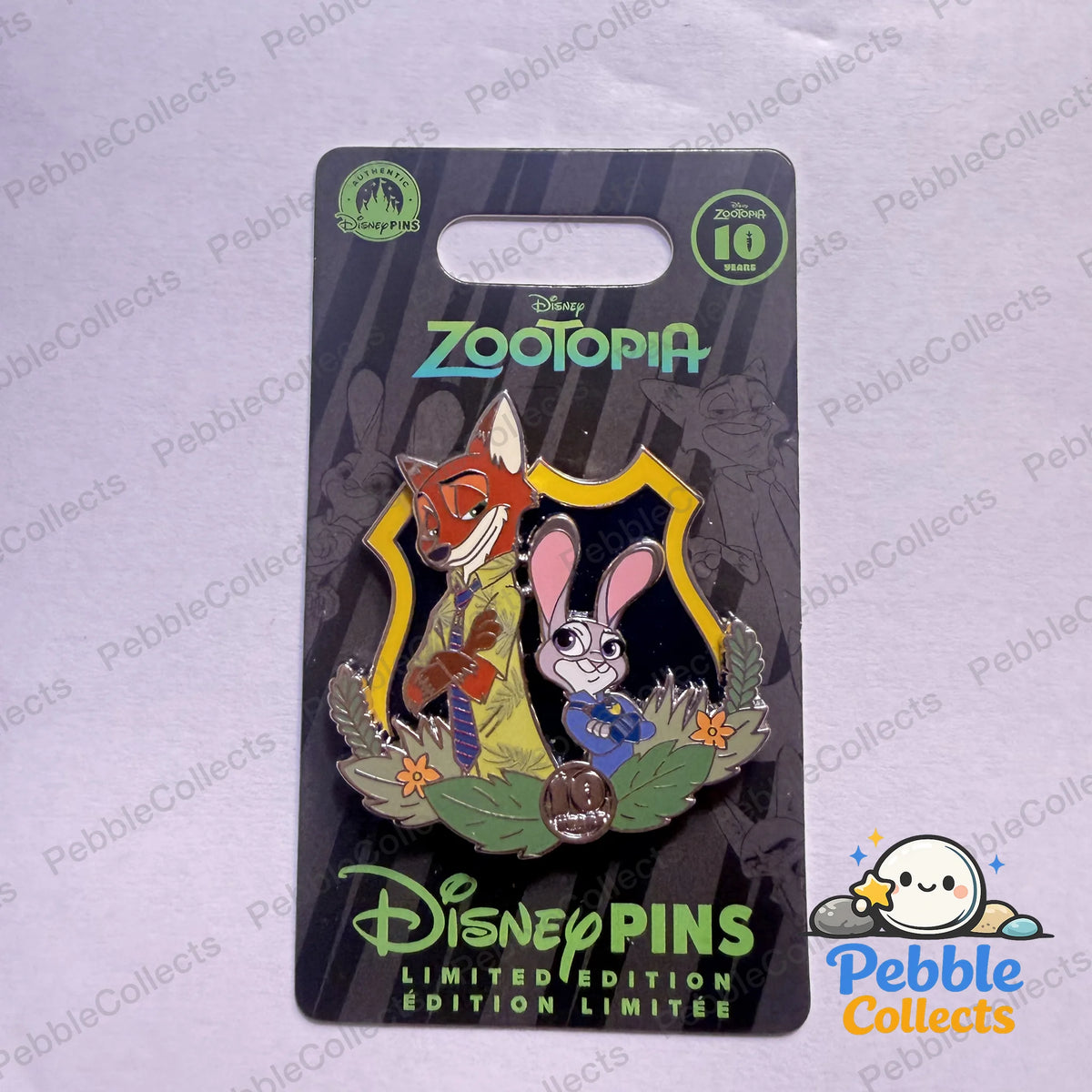 Disney Zootopia 10th Anniversary LE4000 Judy Hopps and Nick Wilde Badge Pin